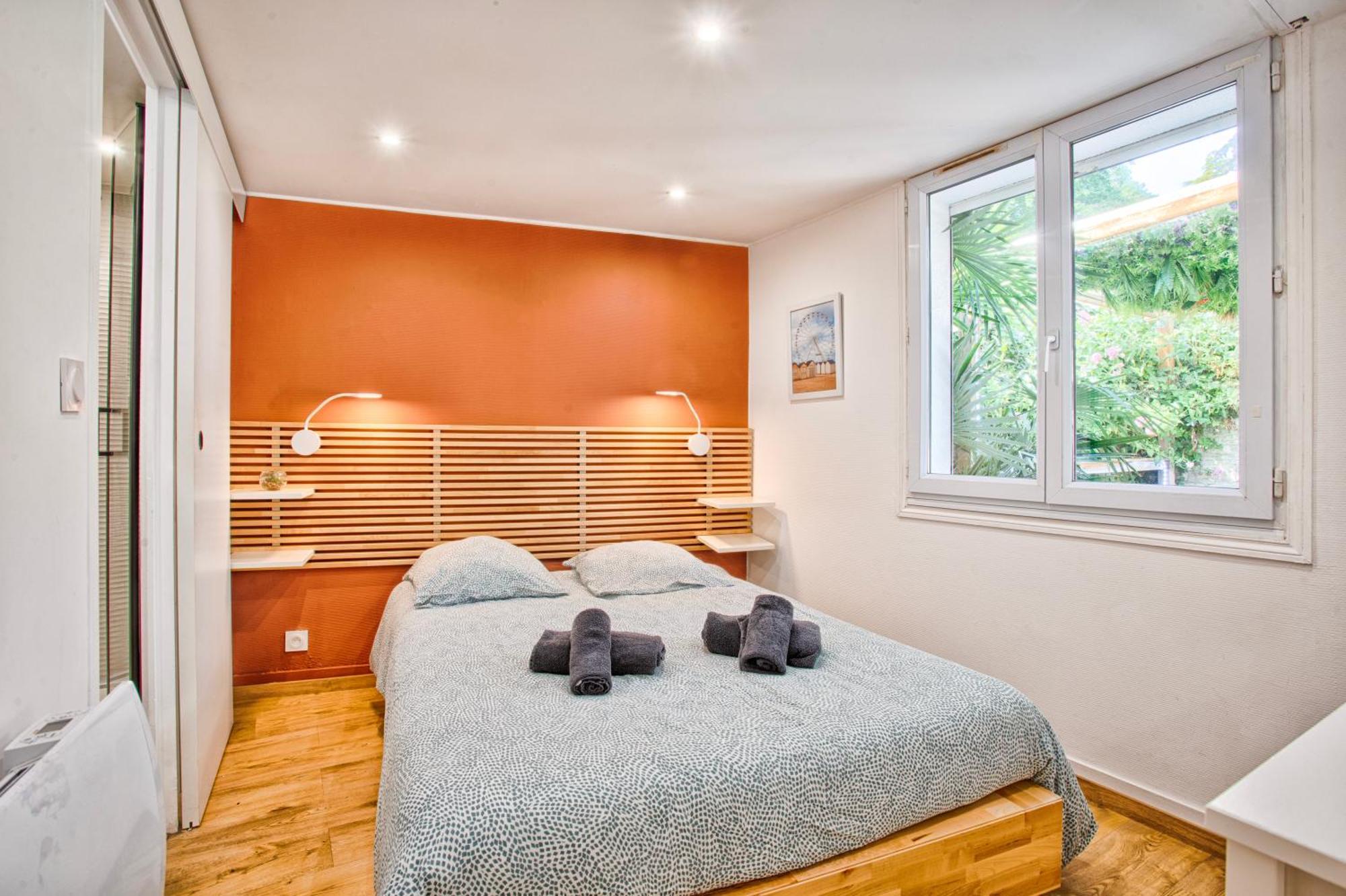 Appartement Fraichement Renovee - Jacuzzi Au Coeur De Caen Luaran gambar